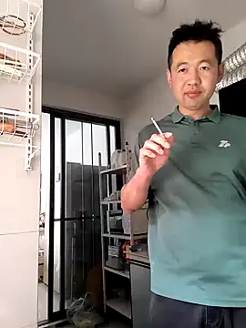 huanhuanaaaaa online show from 9, 4, 2026