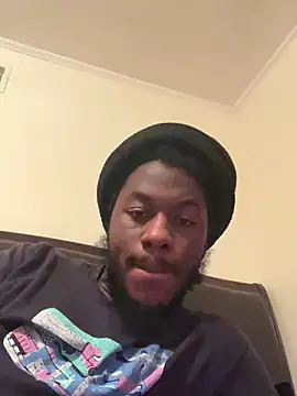 Snapshot of ThickDic28 chatting on 31, 10, 2025 ThickDic28 online show from 31, 10, 2025