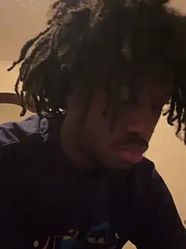 Snapshot of ThickDic28 chatting on 27, 11, 2025 ThickDic28 online show from 27, 11, 2025