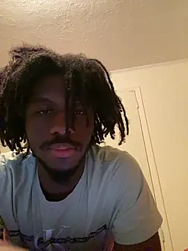 Snapshot of ThickDic28 chatting on 19, 12, 2025 ThickDic28 online show from 19, 12, 2025