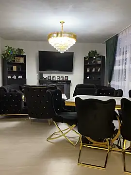 Snapshot of Emilia_Mausi chatting on 15, 11, 2025 Emilia Mausi online show from 15, 11, 2025