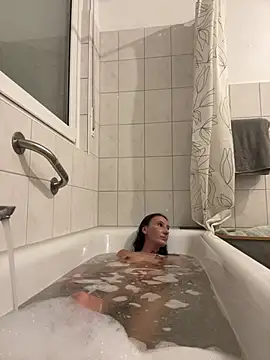 Snapshot of Emilia_Mausi chatting on 7, 3, 2026 Emilia Mausi online show from 7, 3, 2026