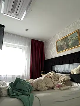 Snapshot of Emilia_Mausi chatting on 25, 3, 2026 Emilia Mausi online show from 25, 3, 2026