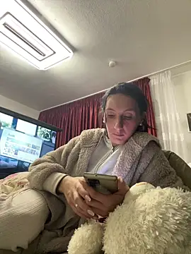 Snapshot of Emilia_Mausi chatting on 30, 3, 2026 Emilia Mausi online show from 30, 3, 2026