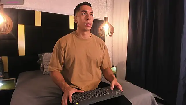 Lucio  Fox online show from 15, 5, 2026