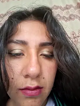 Snapshot of CAROLINE__07 chatting on 28, 11, 2025 CAROLINE 07 online show from 28, 11, 2025