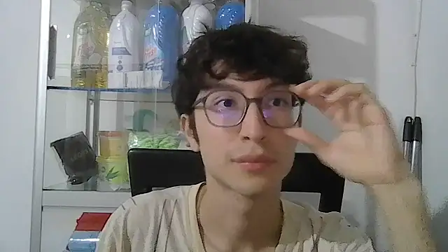 Snapshot of Kevintdx chatting on 18, 9, 2025 Kevintdx online show from 18, 9, 2025