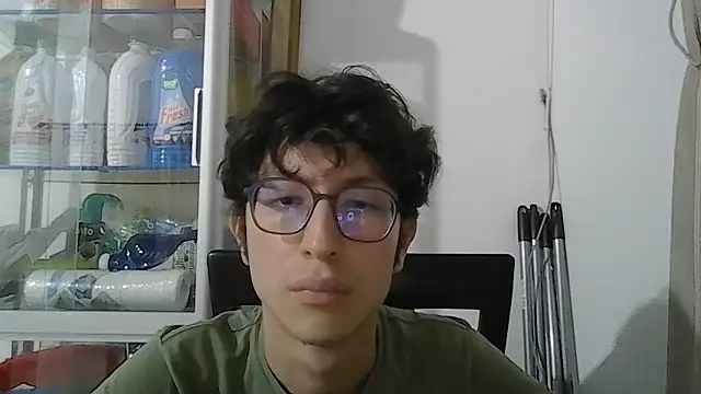 Snapshot of Kevintdx chatting on 11, 10, 2025 Kevintdx online show from 11, 10, 2025