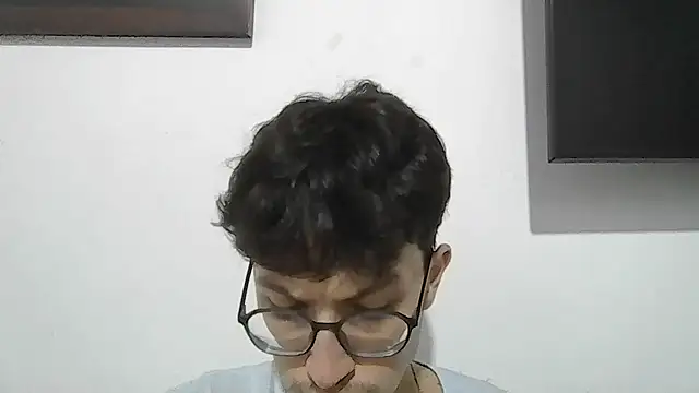 Snapshot of Kevintdx chatting on 9, 11, 2025 Kevintdx online show from 9, 11, 2025