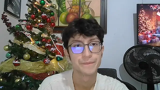 Snapshot of Kevintdx chatting on 19, 12, 2025 Kevintdx online show from 19, 12, 2025