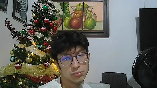 Snapshot of Kevintdx chatting on 22, 12, 2025 Kevintdx online show from 22, 12, 2025