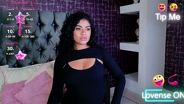 Snapshot of Carly_Monroe_ chatting on 18, 9, 2025 Carly Monroe online show from 18, 9, 2025