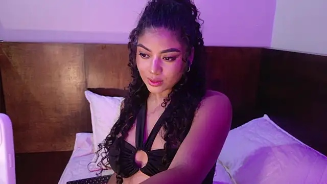 Snapshot of Carly_Monroe_ chatting on 24, 10, 2025 Carly Monroe online show from 24, 10, 2025