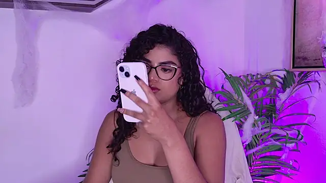 Snapshot of Carly_Monroe_ chatting on 30, 10, 2025 Carly Monroe online show from 30, 10, 2025