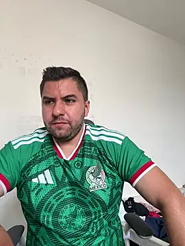 raulgzz4 online show from 25, 6, 2026