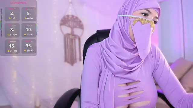 Snapshot of salma_isawwii chatting on 24, 9, 2025 salma isawwii online show from 24, 9, 2025