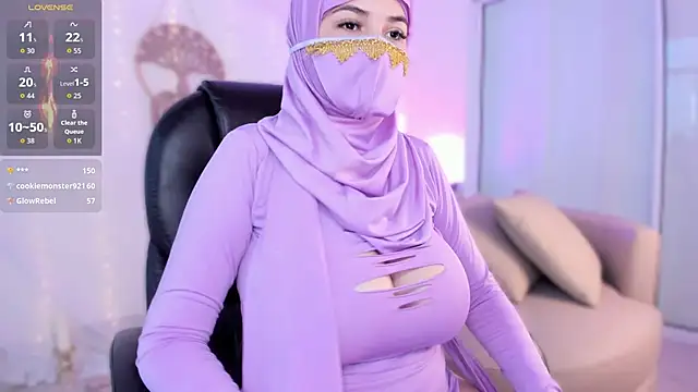 Snapshot of salma_isawwii chatting on 28, 9, 2025 salma isawwii online show from 28, 9, 2025