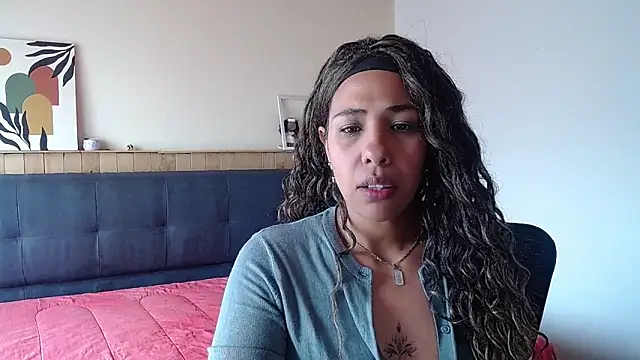 IVONNE COLLINS33 online show from 26, 9, 2025