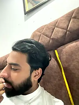 hottestboy03 online show from 14, 1, 2026