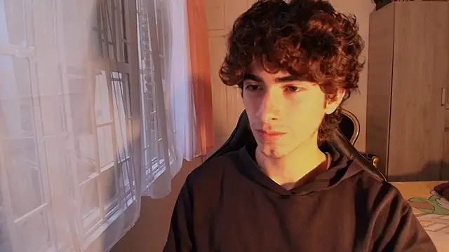 Nude Boy18 online show from 10, 10, 2025