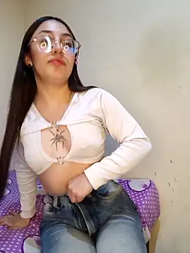 Snapshot of StefaniaFoxx_ chatting on 19, 4, 2026 StefaniaFoxx online show from 19, 4, 2026