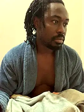 Snapshot of Jake_Chris chatting on 13, 11, 2025 Jake Chris online show from 13, 11, 2025