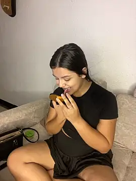 lunita sweet5 online show from 10, 9, 2025