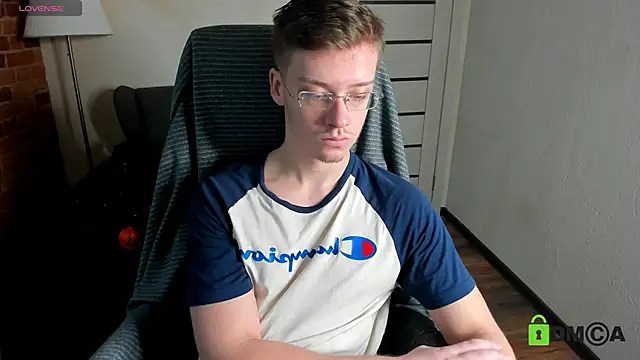 Snapshot of Harm_Dick chatting on 24, 11, 2025 Harm Dick online show from 24, 11, 2025