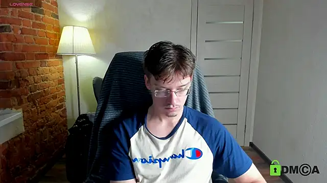 Snapshot of Harm_Dick chatting on 14, 12, 2025 Harm Dick online show from 14, 12, 2025