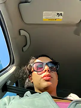 Snapshot of allybluee777 chatting on 5, 12, 2025 allybluee777 online show from 5, 12, 2025