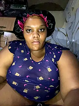 Snapshot of chubbybbw18 chatting on 17, 10, 2025 chubbybbw18 online show from 17, 10, 2025