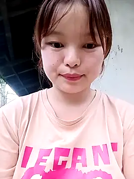 Snapshot of XoiXoi232 chatting on 9, 9, 2025 XoiXoi232 online show from 9, 9, 2025