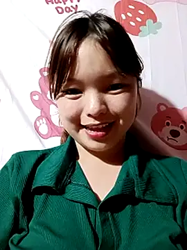 Snapshot of XoiXoi232 chatting on 11, 10, 2025 XoiXoi232 online show from 11, 10, 2025