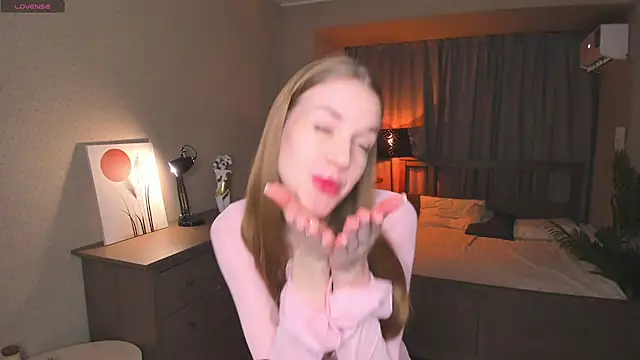 OdellaFrake online show from 5, 12, 2025