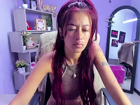 Snapshot of Kataleya_Luck chatting on 6, 11, 2025 Kataleya Luck online show from 6, 11, 2025