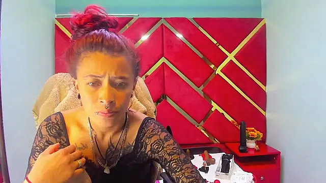 Snapshot of Kataleya_Luck chatting on 27, 11, 2025 Kataleya Luck online show from 27, 11, 2025