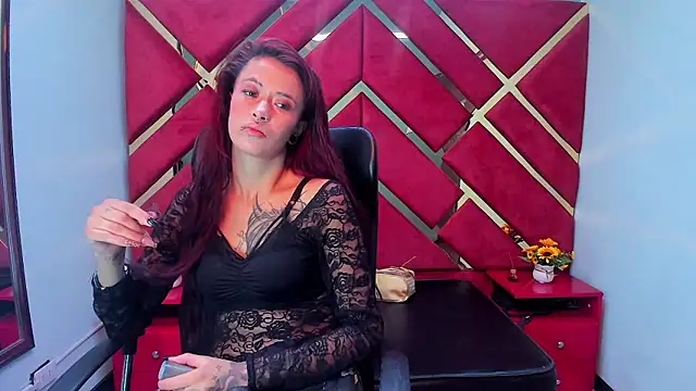 Snapshot of Kataleya_Luck chatting on 4, 12, 2025 Kataleya Luck online show from 4, 12, 2025