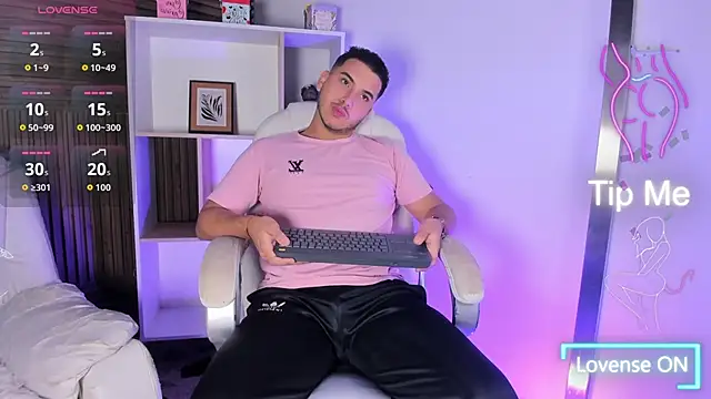 Axel grey  online show from 16, 11, 2025