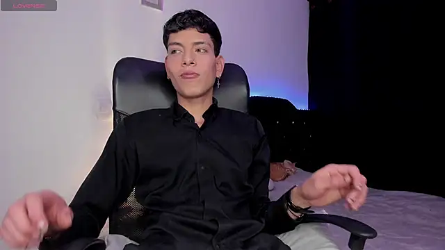 Snapshot of sweety_taylor chatting on 10, 9, 2025 sweety taylor online show from 10, 9, 2025