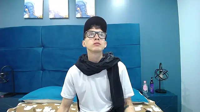 Snapshot of Jheampiiero chatting on 13, 9, 2025 Jheampiiero online show from 13, 9, 2025
