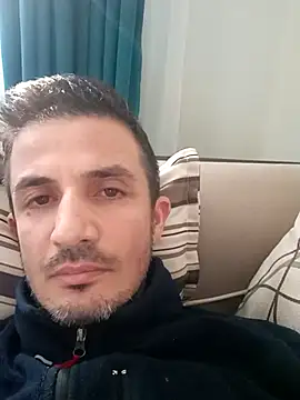 Snapshot of OGUZOZAN chatting on 1, 11, 2025 OGUZOZAN online show from 1, 11, 2025