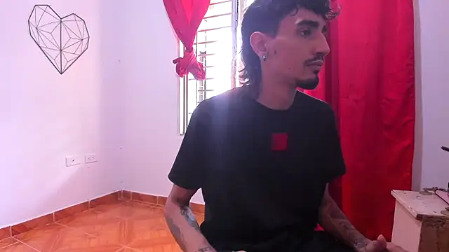 Sexvergon 26 online show from 19, 4, 2026