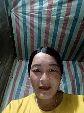 Snapshot of Bliss_rose chatting on 2, 10, 2025 Bliss rose online show from 2, 10, 2025