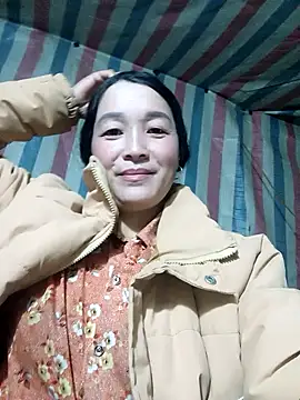 Snapshot of Bliss_rose chatting on 6, 11, 2025 Bliss rose online show from 6, 11, 2025