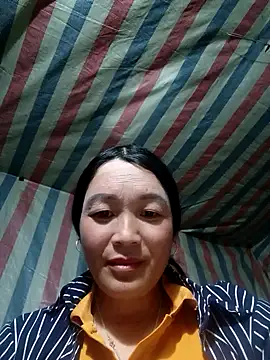 Snapshot of Bliss_rose chatting on 15, 11, 2025 Bliss rose online show from 15, 11, 2025