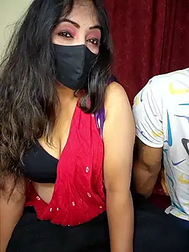 Snapshot of Hotbhabi305 chatting on 14, 1, 2026 Hotbhabi305 online show from 14, 1, 2026