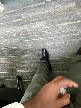 Snapshot of hotboy43339 chatting on 6, 11, 2025 hotboy43339 online show from 6, 11, 2025