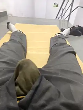 Snapshot of hotboy43339 chatting on 6, 11, 2025 hotboy43339 online show from 6, 11, 2025