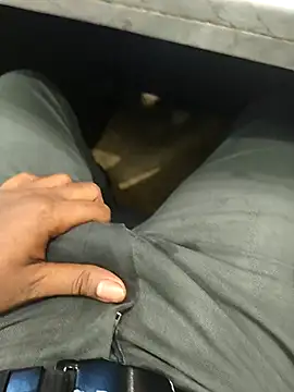 Snapshot of hotboy43339 chatting on 20, 11, 2025 hotboy43339 online show from 20, 11, 2025