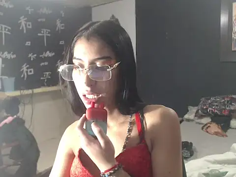 Snapshot of Dara-montenegro chatting on 30, 9, 2025 Dara-montenegro online show from 30, 9, 2025